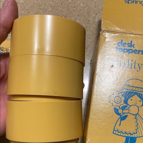 Vintage-Springbok Desk Toppers Utility Box - Picture 3 of 3